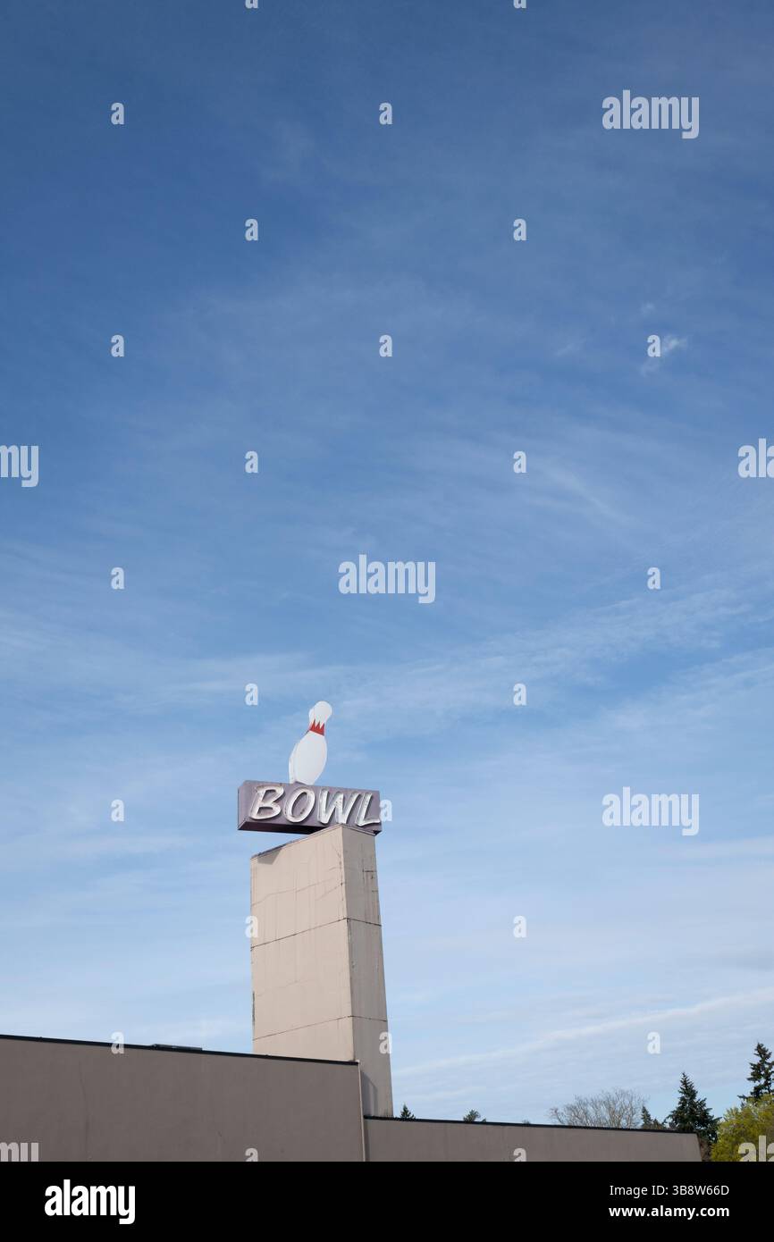 Bowlingschild auf dem Gebäude. Stockfoto