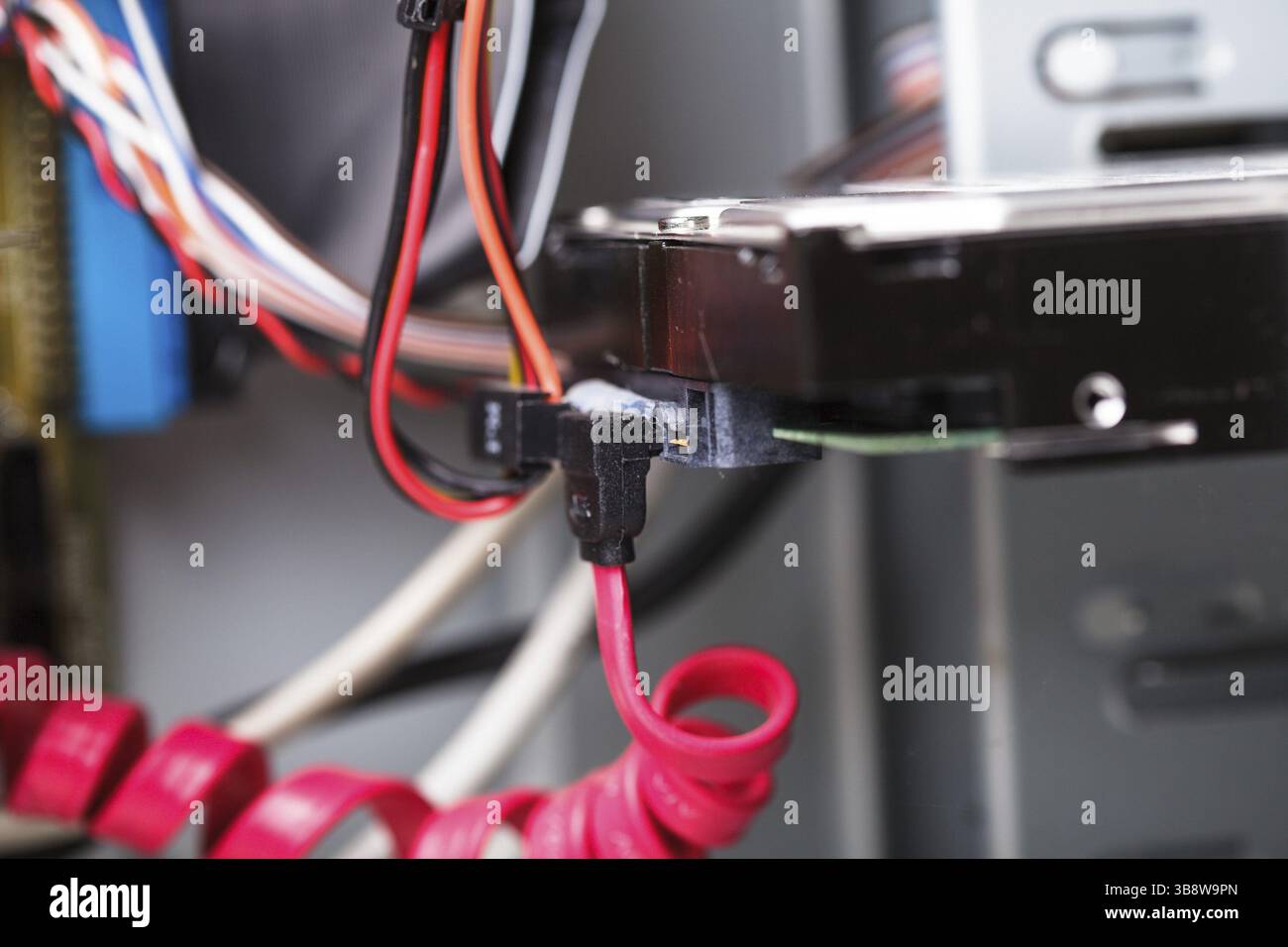 Festplatte angeschlossen Insice im Personnal computer Stockfoto