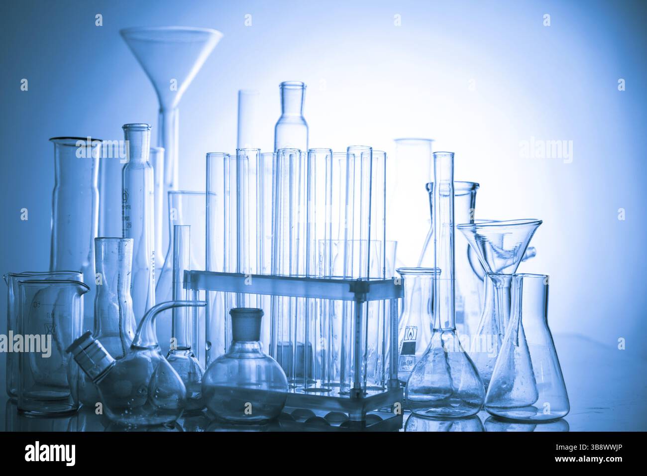 Laborglas für Chemie oder Medizin für Forschung Stockfoto