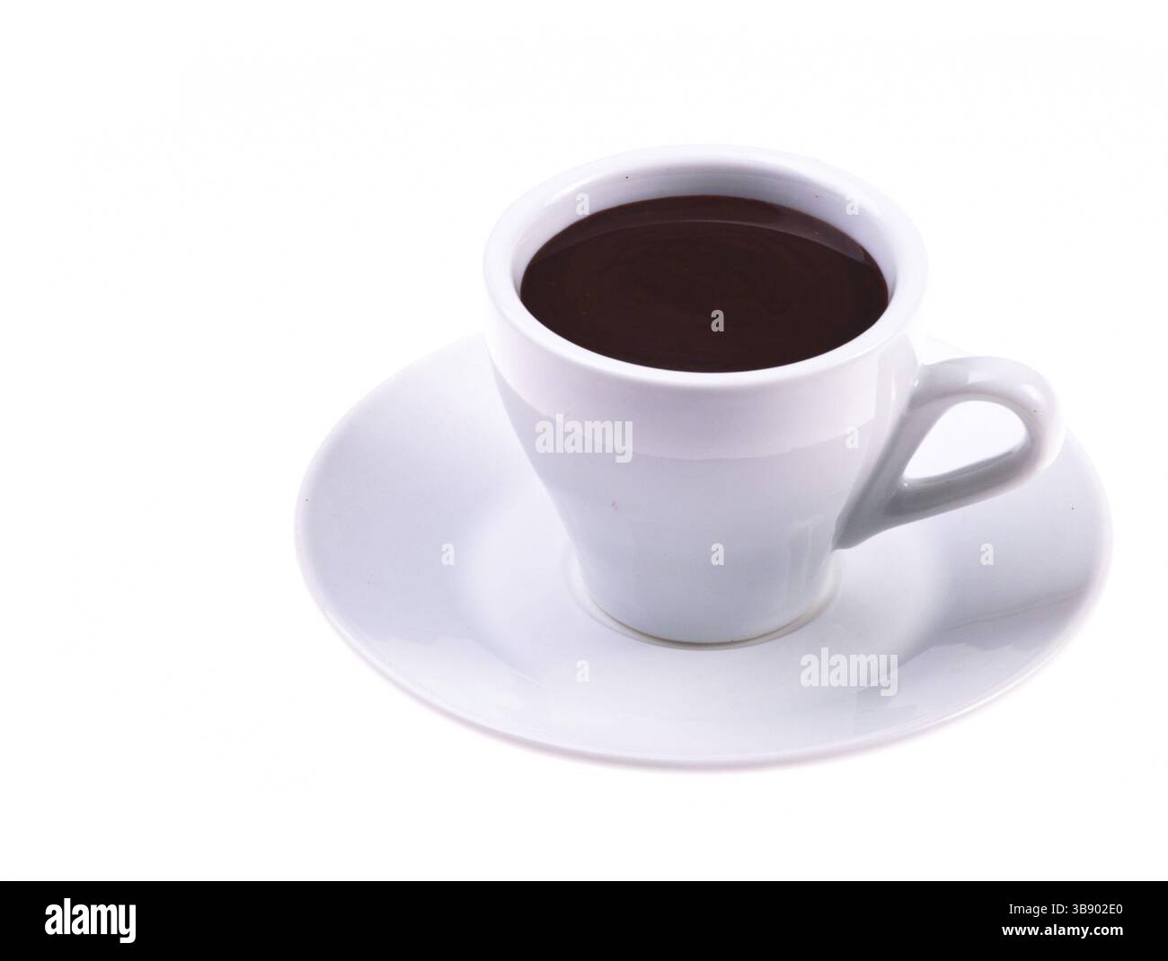 Tasse heiße Schokolade isoliert auf weißem Hintergrund Stockfoto