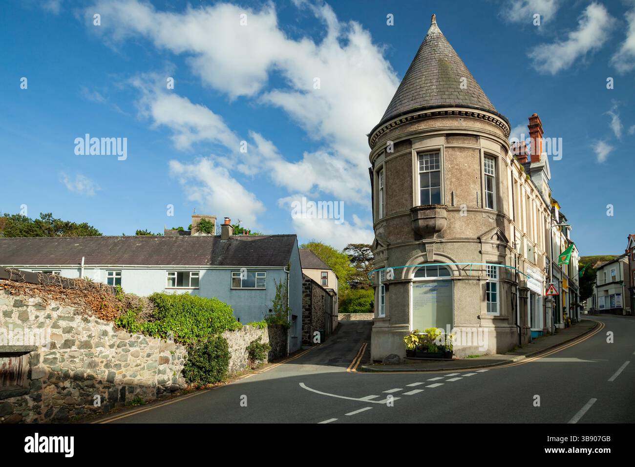 Frühlingsnachmittag in Llanfairfechan, Conwy, Wales. Stockfoto