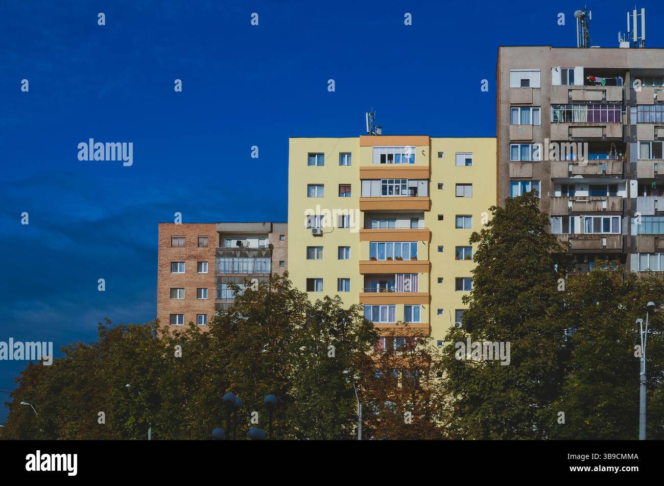 Typisch kommunistische Apartmentblöcke aus Osteuropa Stockfoto