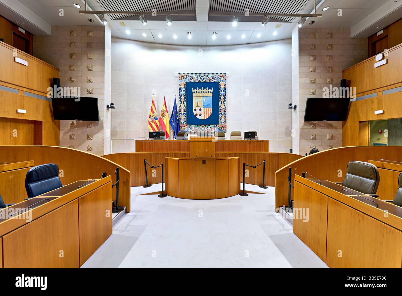 Saragossa. Saragossa. Aragonien. Spanien. Aljafería-Palast. Versammlungssaal des aragonesischen parlaments Stockfoto