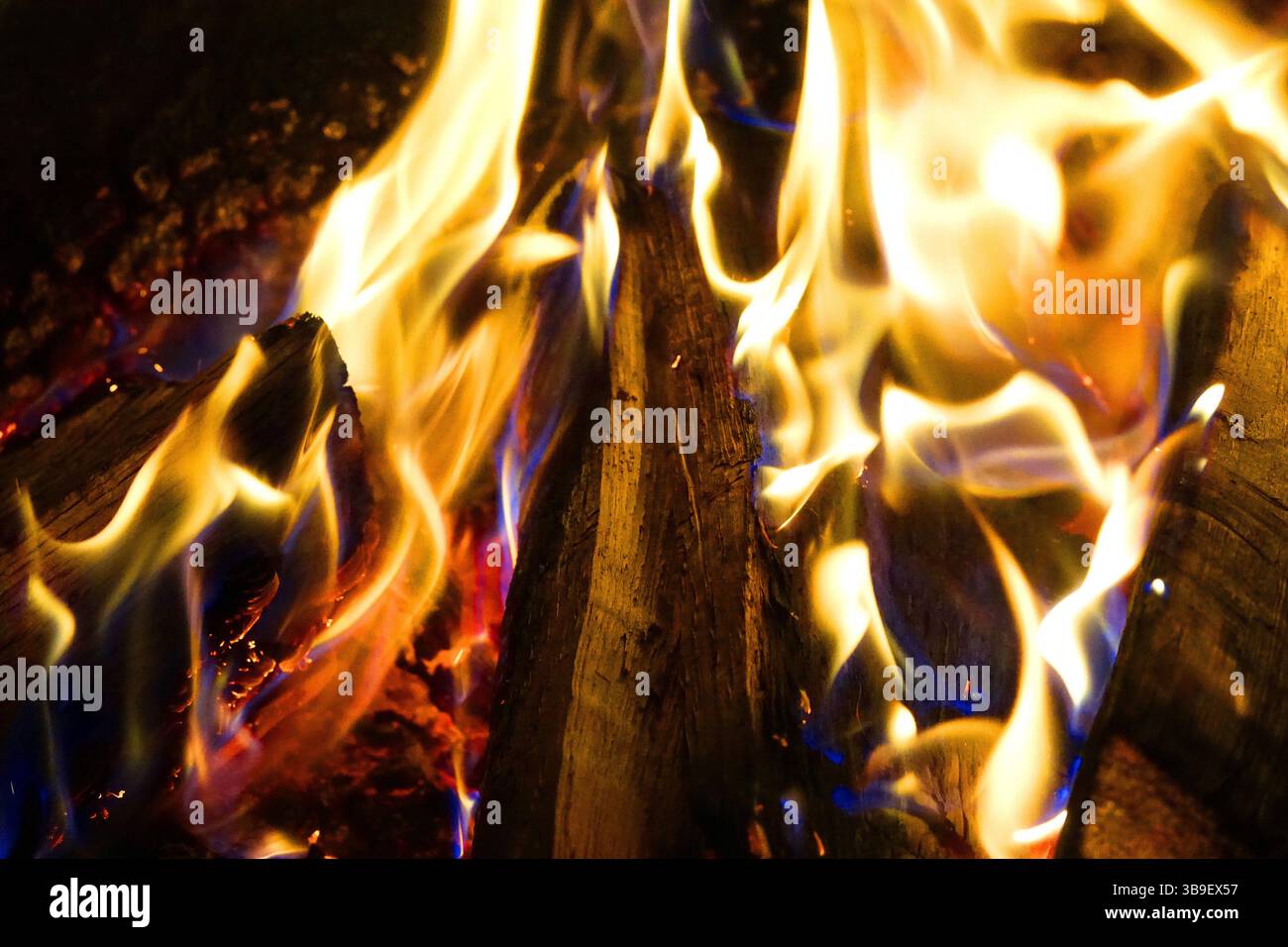 Holz-Feuer Stockfoto