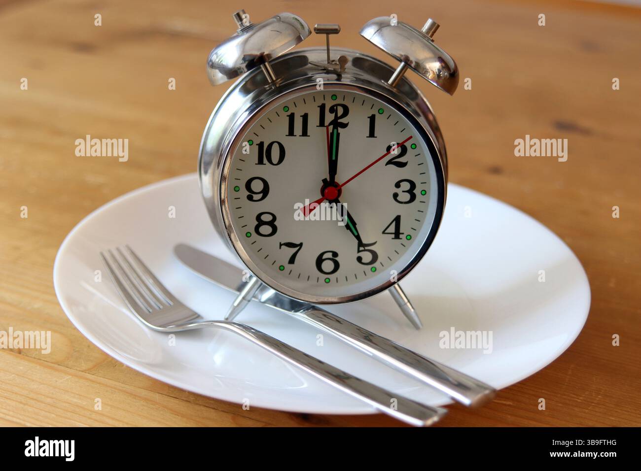 Intermittierendes Fasten 16 8 Stockfoto