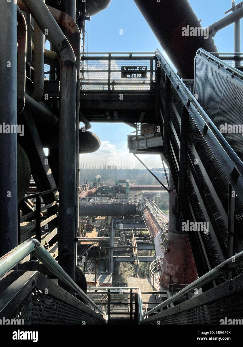 Landschaftspark Nord, stillgelegte Eisenwerke, Route des Industriellen Erbes, Duisburg, Ruhrgebiet, Nordrhein-Westfalen, Deutschland, Europa Stockfoto