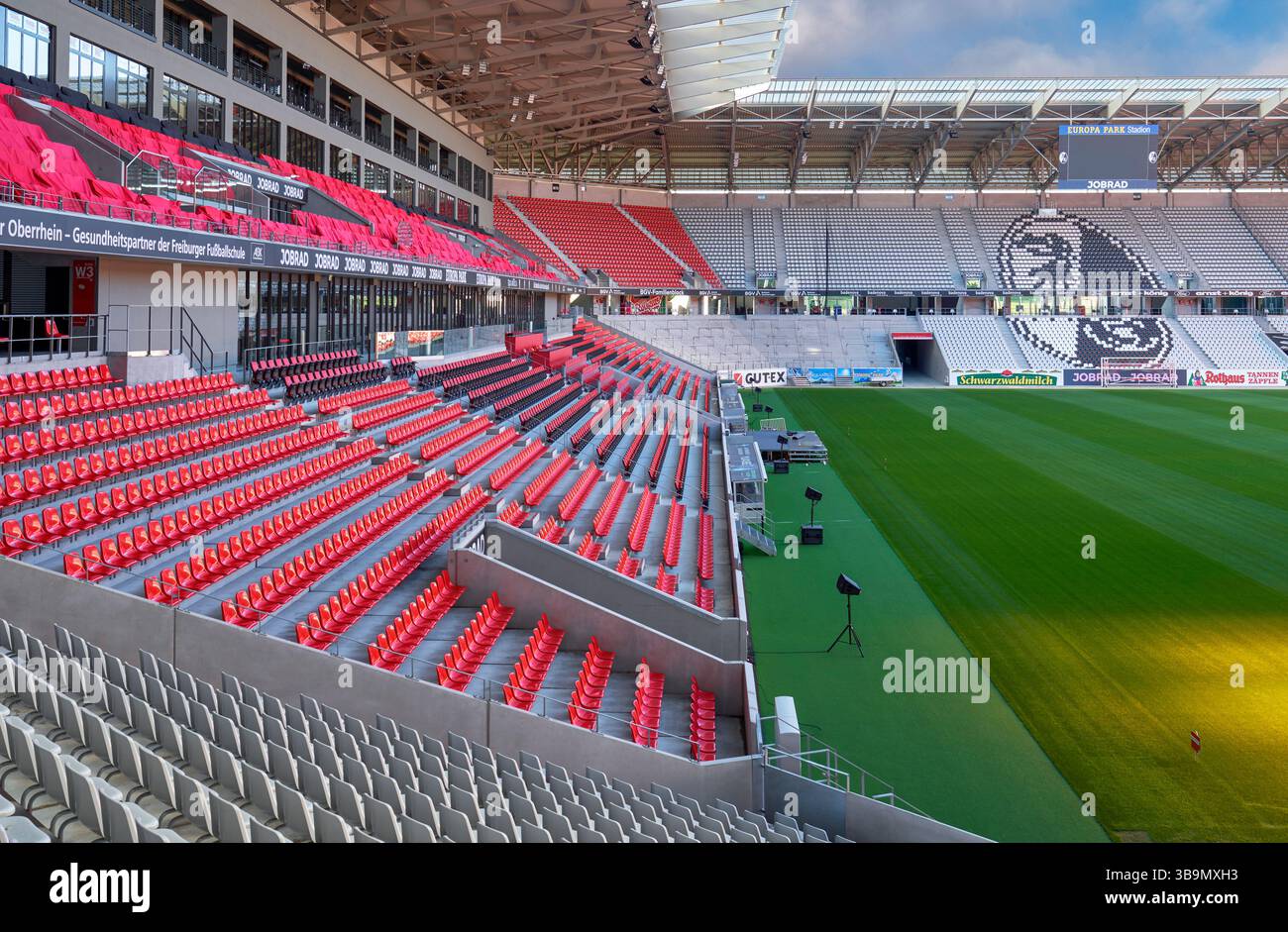 Blick auf das Stadion Europa Park - die offizielle Arena des FC Freiburg Stockfoto