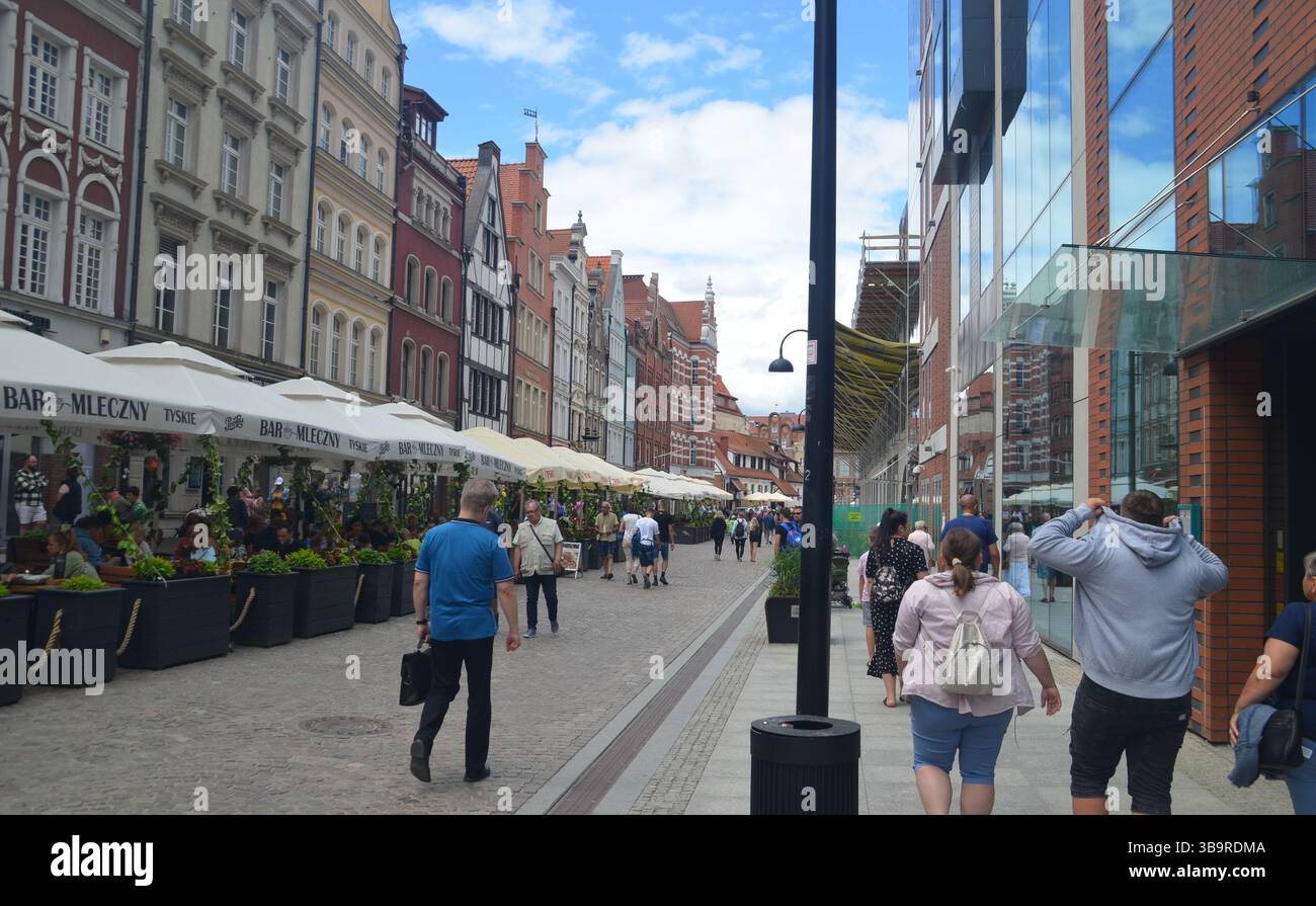 Touristen in der Altstadt von Gdańsk, Polen Stockfoto
