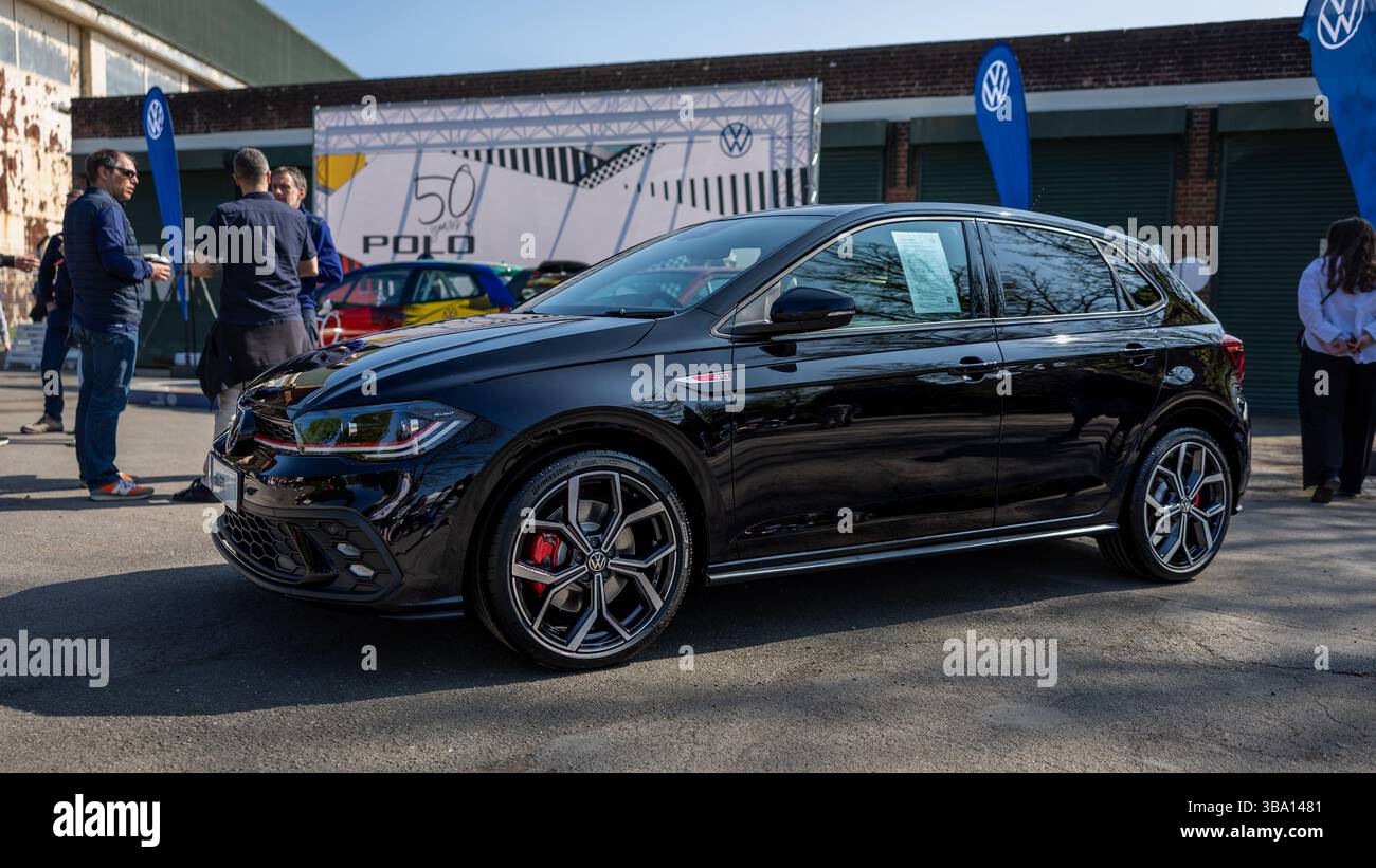Volkswagen Polo GTi, ausgestellt auf dem Bicester Scramble am 27. April 2025. Stockfoto