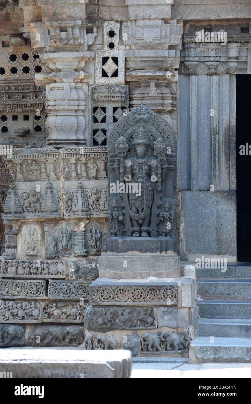 Somanathapura, Tempel, Mysore, Karnataka, Indien, Hoysala, Architektur, kompliziert, Schnitzereien, sternförmig, symmetrisch, Heiligtümer, Grundriss, Süden, Indien Stockfoto
