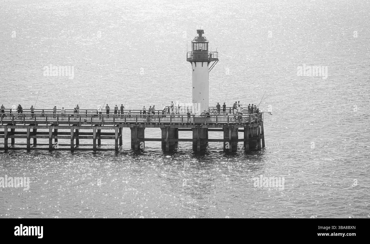 Der Hafen von Le Havre Normandie, Frankreich. Le Havre ist eine französische Gemeinde und Stadt im Département Seine-Maritime und in der Region der Normandie im Norden Stockfoto