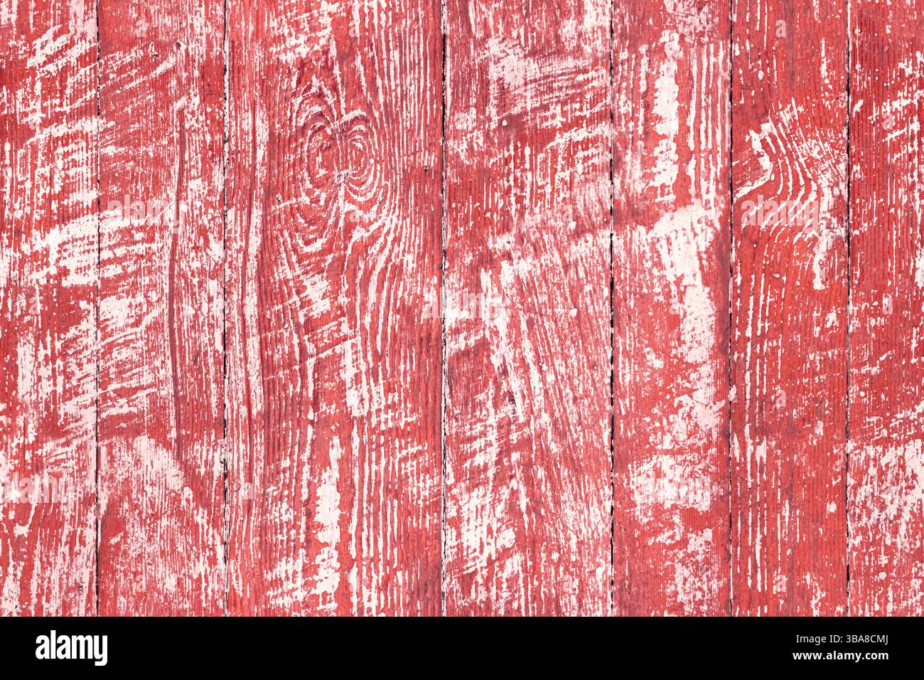 Abblätterndes Holz – rotes Hintergrundmuster. Nahtlose Holzstruktur mit Vintage-Feeling, die die Holzmaserung unterstreicht. Rustikale Naturkulisse. Stockfoto