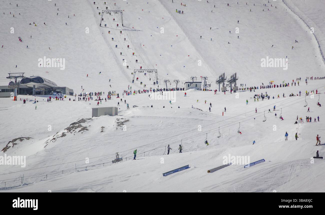 Überblick über österreichische Skigebiet in den Alpen von Österreich Stockfoto