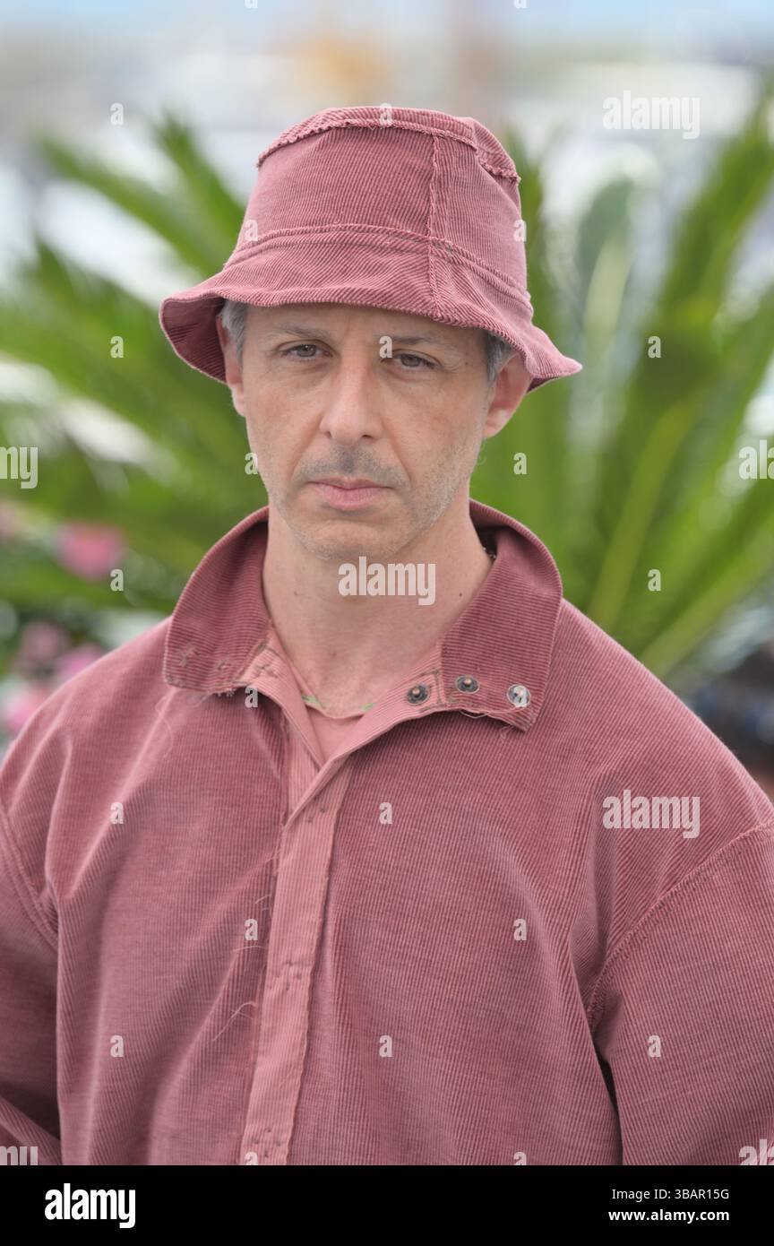 Cannes, Frankreich. Mai 2025. CANNES, FRANKREICH. 13. Mai 2025: Jeremy Strong beim Fotocall für die Cannes Jury beim 78. Festival de Cannes. Bildnachweis: Paul Smith/Alamy Live News Stockfoto