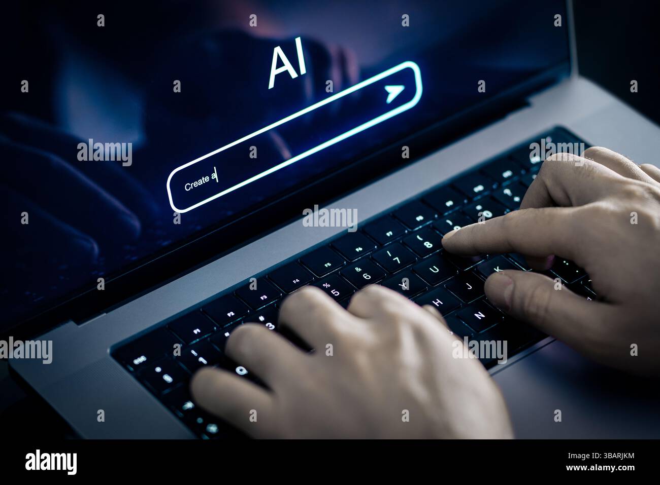 KI-Prompt zur Generierung von Inhalten oder Text mit Laptop und künstlicher Intelligenz. Verwendung des Bildgenerators bei der Arbeit. Chatbot oder virtueller Suchroboter. Stockfoto