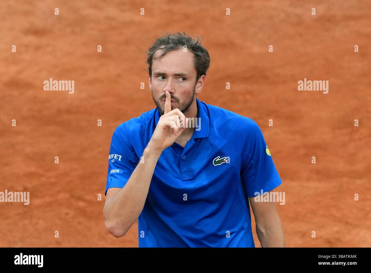 Rom, Italien. Mai 2025. Daniil Medwedew von Russland während des Spiels gegen Lorenzo Musetti von Italien beim Internazionali BNL d’Italia 2025 Tennis Turnier im Foro Italico in Rom, Italien am 13. Mai 2025. Quelle: Insidefoto/Alamy Live News Stockfoto