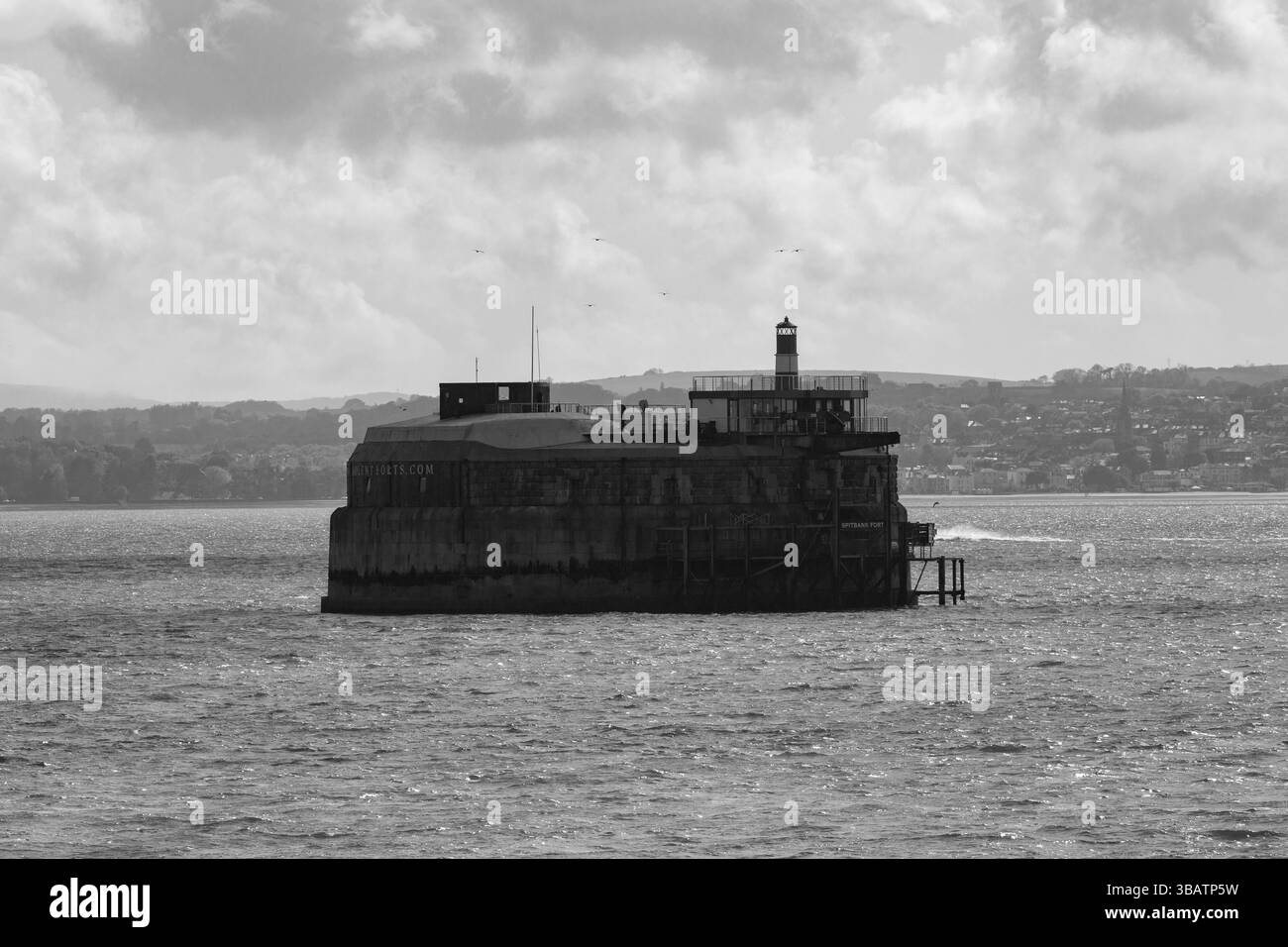 Portsmouth, Hampshire, Vereinigtes Königreich - 22. April 2025: Spitbank Fort in the Solent. Palmerstons Festung Stockfoto