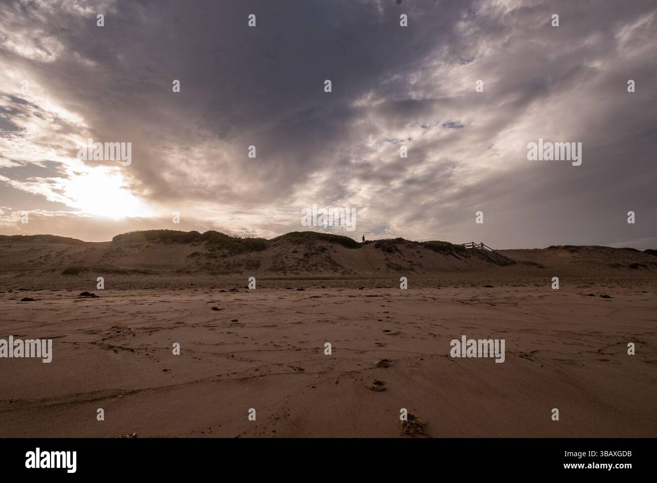 Budgewoi Strand an einem regnerischen Tag Stockfoto