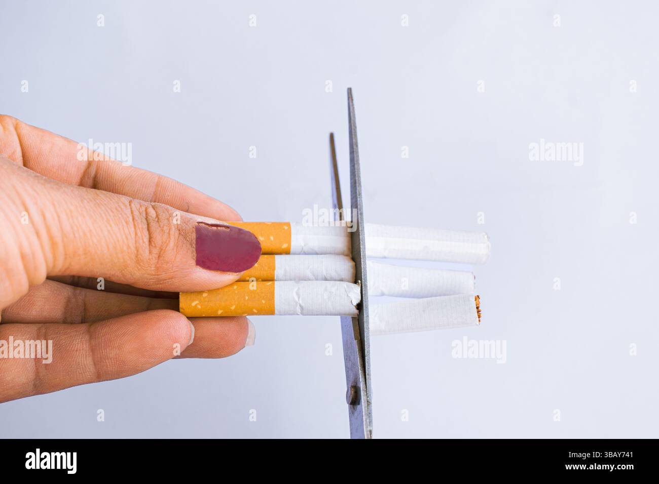 Werben Sie für eine rauchfreie Welt mit Grafiken für die Kampagnen „World No Smoking Day“, „World Lung Cancer Day“ und „World No Tobacco Free“. Stockfoto Werben Sie für eine rauchfreie Welt mit Grafiken für die Kampagnen „World No Smoking Day“, „World Lung Cancer Day“ und „World No Tobacco Free“. Stockfoto