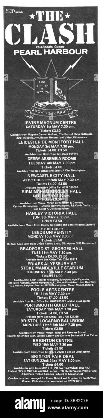 The Clash, UK Tour-Werbespot der Musikpresse, Mai 1982. Stützband Pearl Harbour. Enthält eine vollständige Liste der Veranstaltungsorte und Ticketpreise. Eine der bekanntesten und bekanntesten Punk-Bands Großbritanniens. Stockfoto