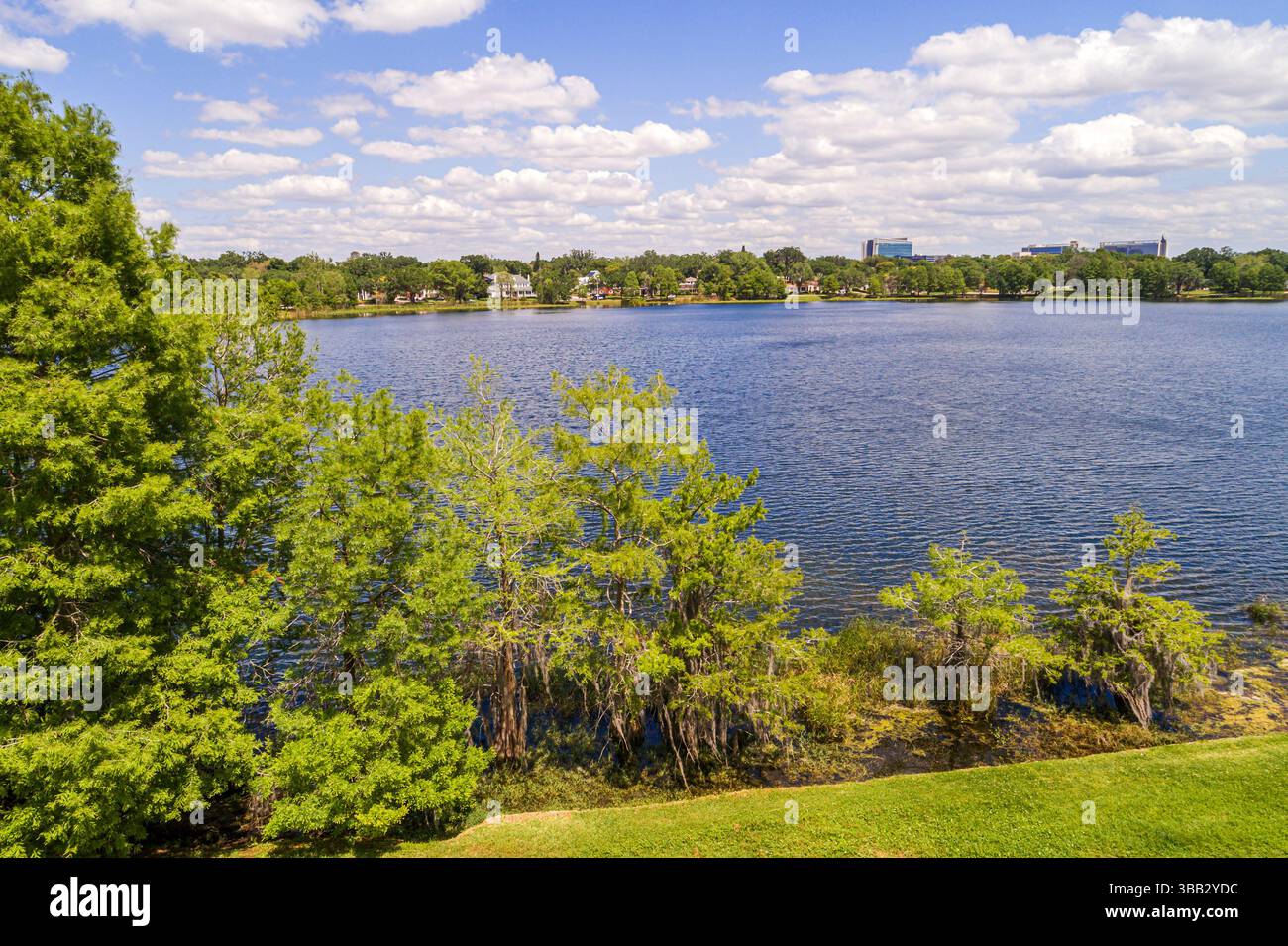 Orlando Florida, Lake Ivanhoe Park, Luftsicht von oben, Süßwasser-See-Körper von der Küste, Parklandschaft Naturschutzgebiet städtische Grün s Stockfoto