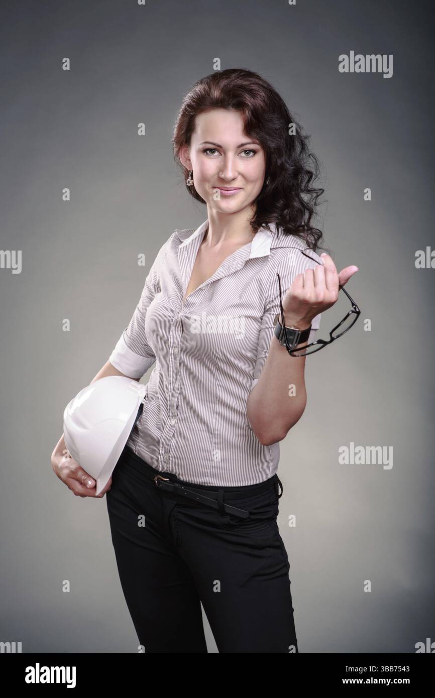 Studio-Porträt der jungen Unternehmerin Stockfoto