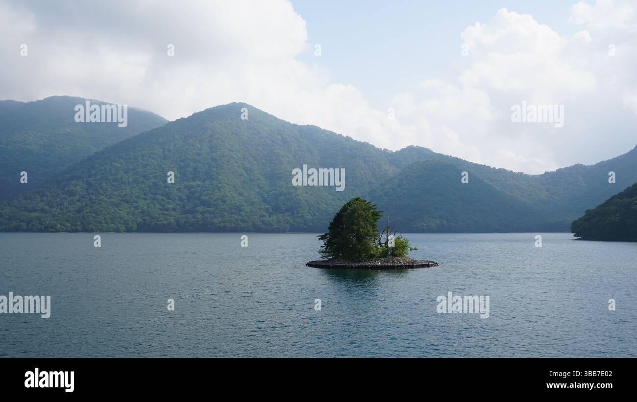 Nikkos heilige Stätten: Toshogu-Schrein, Lake Chuzenji und Kegon Falls, Japan Stockfoto
