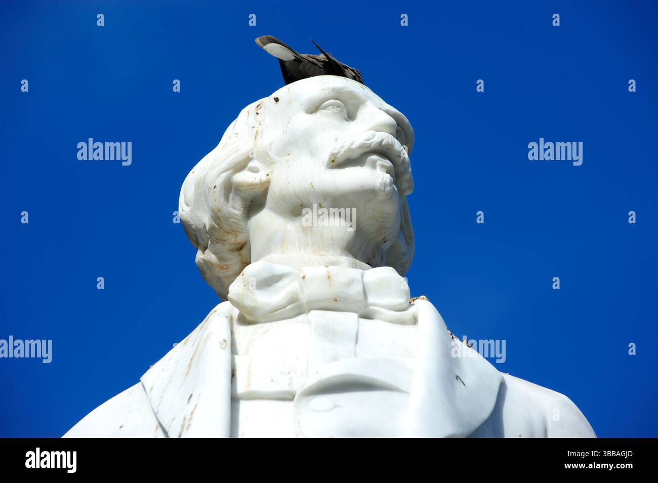 Marmorstatue von Jose Marti, Führer der kubanischen Unabhängigkeit aus Spanien in Old Havanna, Kuba Stockfoto
