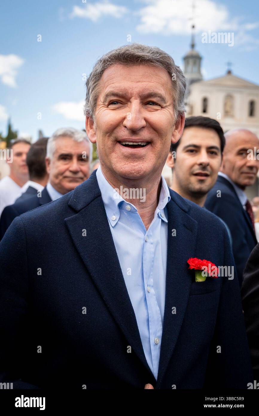 Alberto Nuñez Feijoo während der Feierlichkeiten Saint Isidore the Laborer in der Pradera de San Isidro am 15. Mai 2025 in Madrid, Spanien. (Quelle: Miguel Escavias/Alfa Images/Alamy Live News) Stockfoto