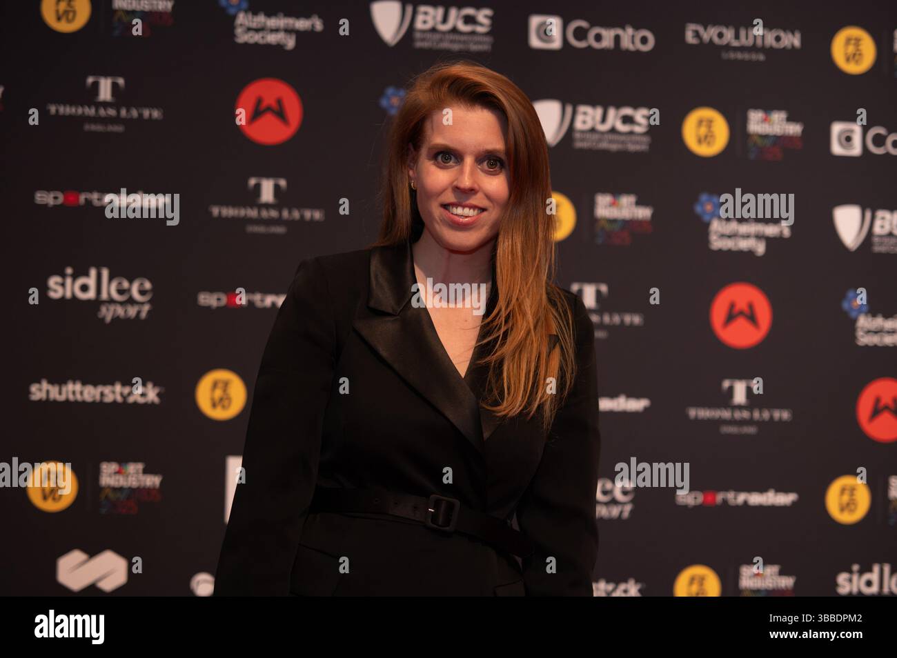 London, England. Mai 2025. Prinzessin Beatrice posiert auf dem roten Teppich bei den FEVO Sport Industry Awards. Cristina Massei/Alamy Live News Stockfoto