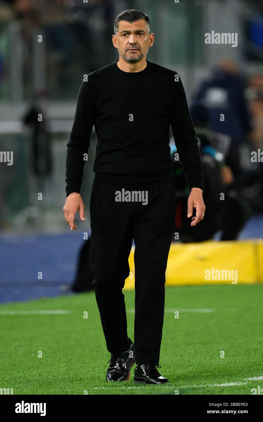 Sergio Conceicao, Cheftrainer des AC Mailand, während des Finalspiels des Coppa Italia zwischen AC Mailand und Bologna FC im Stadio Olimpico in Rom (Italien) am 14. Mai 2025. Stockfoto
