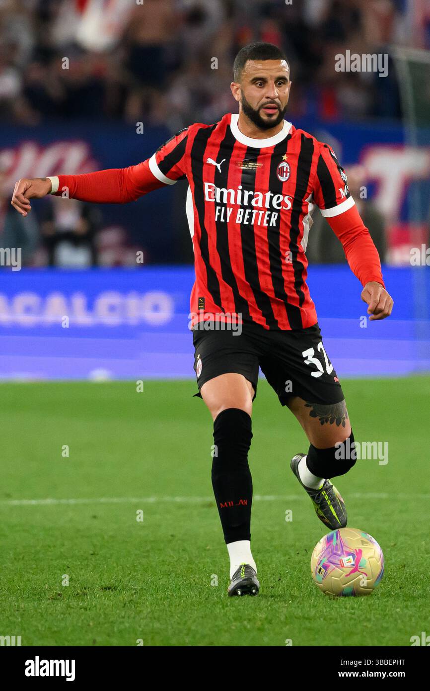 Kyle Walker vom AC Milan im Finale des Coppa Italia zwischen AC Milan und Bologna FC im Stadio Olimpico in Rom (Italien), 14. Mai 2025. Stockfoto