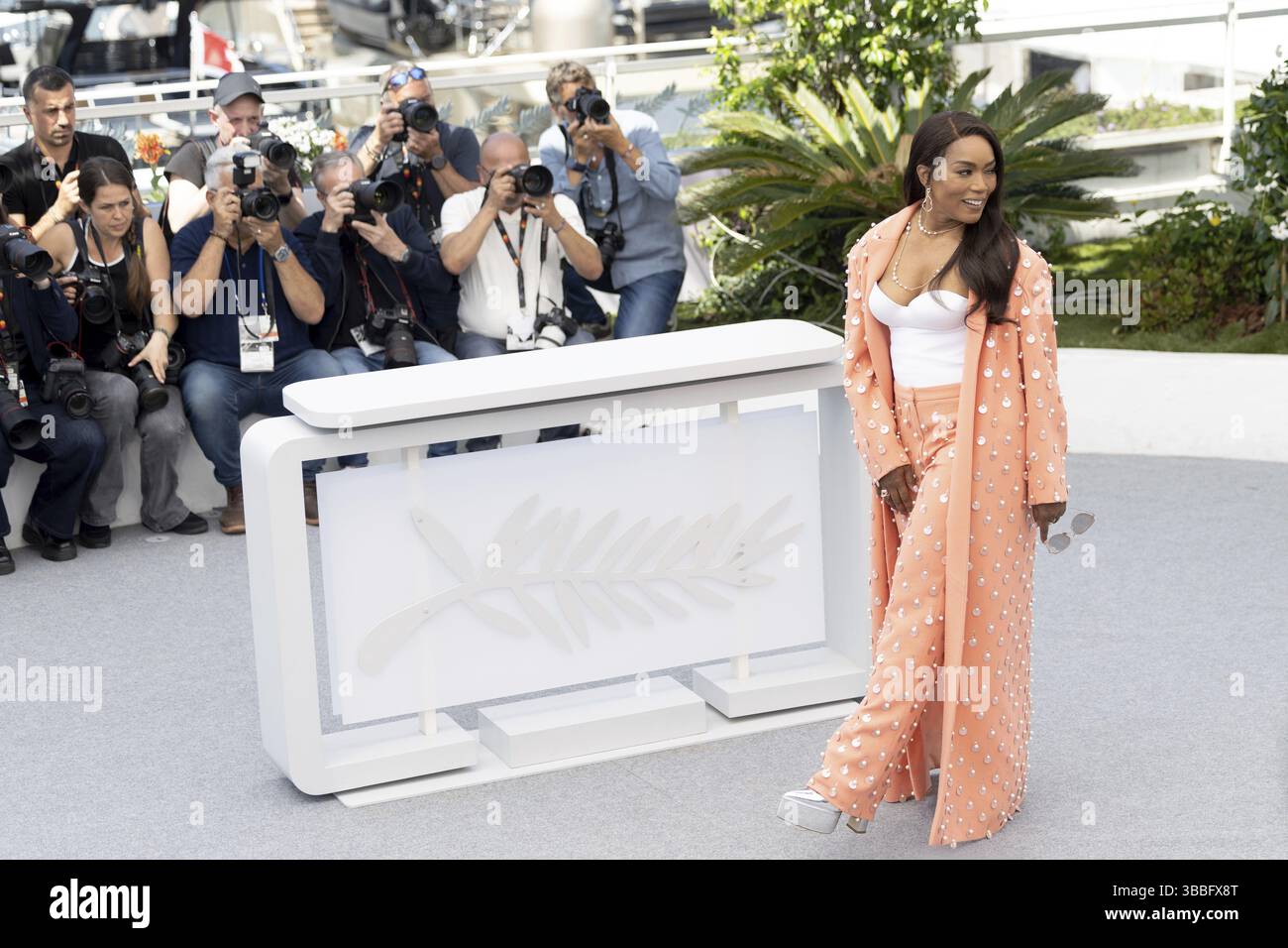 Cannes, Frankreich - 14.5,2024: Angela Bassett während des Photo Call for MISSION: IMPOSSIBLE - THE FINAL RECKONING während des 78. Cannes International Fiction Stockfoto