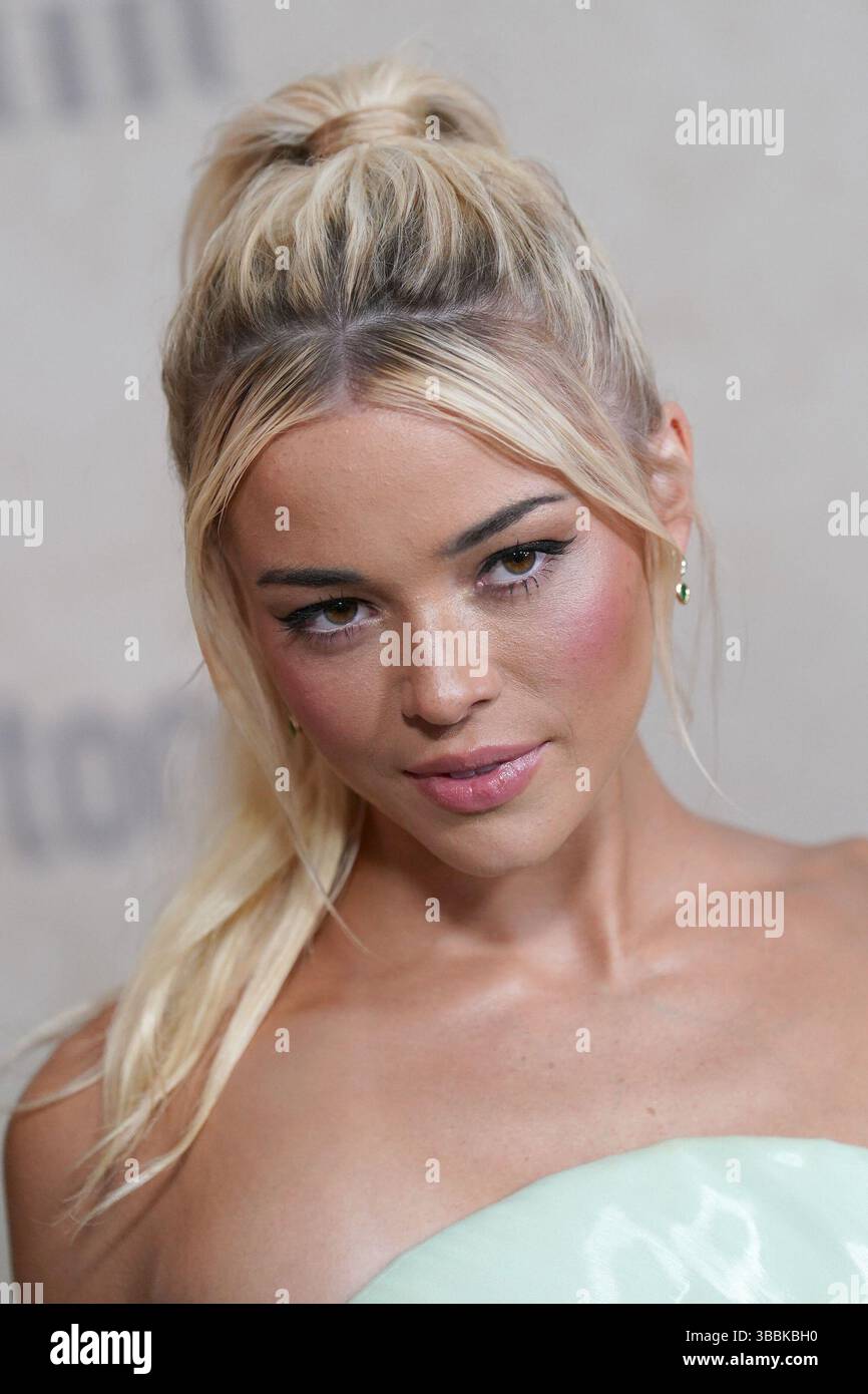 Ny. Mai 2025. Olivia Dunne bei Arrivals for Sports Illustrated Swimsuit Issue Launch Party, Hard Rock Hotel, New York, NY, 15. Mai, 2025. Quelle: Kristin Callahan/Everett Collection/Alamy Live News Stockfoto