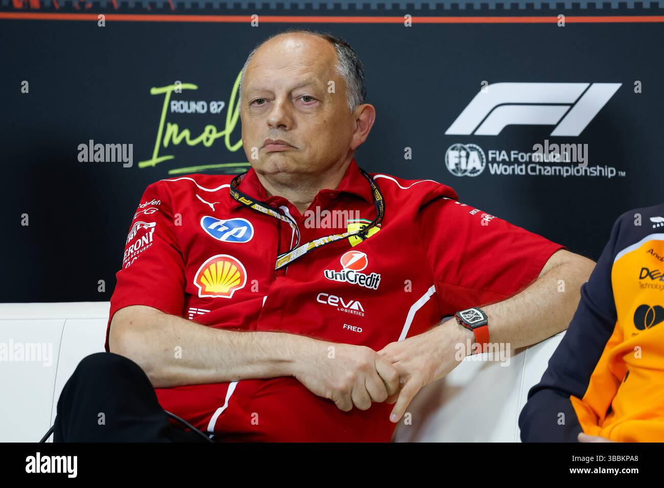 Imola, Italie. Mai 2025. VASSEUR Frédéric (fra), Teamleiter und Geschäftsführer der Scuderia Ferrari, Porträt während der Formel 1 AWS Gran Premio del Made in Italy e Dell'Emilia-Romagna 2025, Emilia Romagna Grand Prix 2025, 7. Runde der FIA Formel 1 Weltmeisterschaft 2025 vom 16. Bis 18. Mai 2025 auf dem Autodromo Internazionale Enzo e Dino Ferrari, in Imola, Italien - Foto JPPI Live/DPI Stockfoto