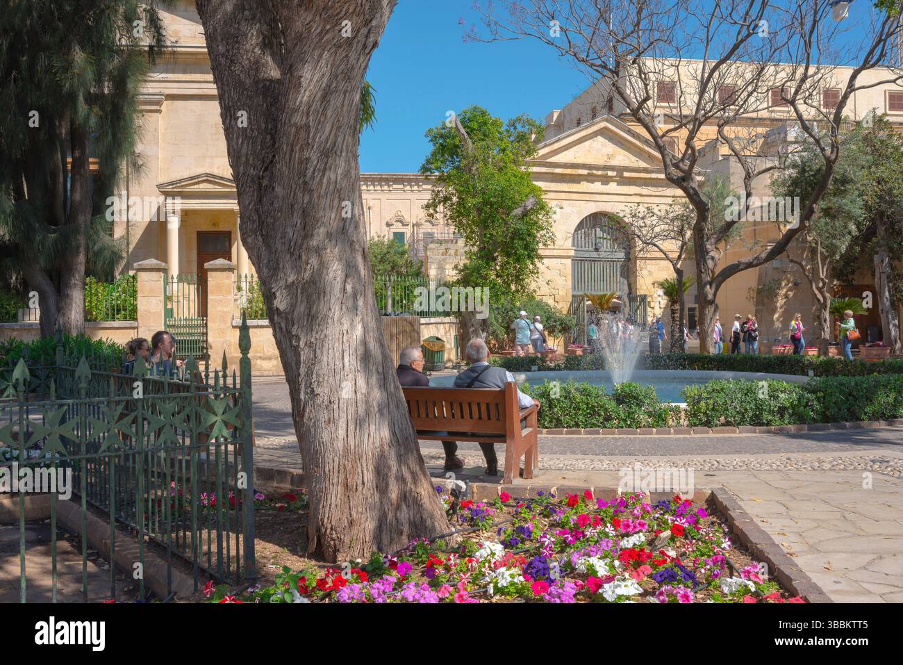 Barrakka Gardens Valletta, Details der Upper Barrakka Gardens, die hoch über der Valetta Waterfront in Malta liegen. Stockfoto