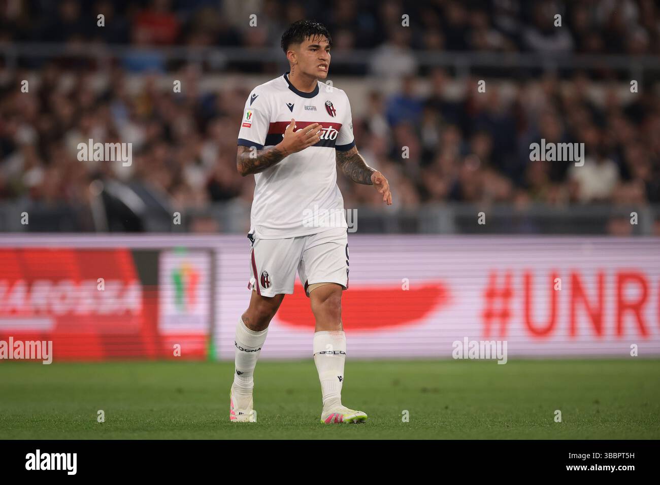 Rom, Italien. Mai 2025. Santiago Castro von Bologna FC reagiert beim Finale des AC Milan gegen Bologna Coppa Italia im Stadio Olimpico in Rom. Der Bildnachweis sollte lauten: Jonathan Moscrop/Sportimage Credit: Sportimage Ltd/Alamy Live News Stockfoto