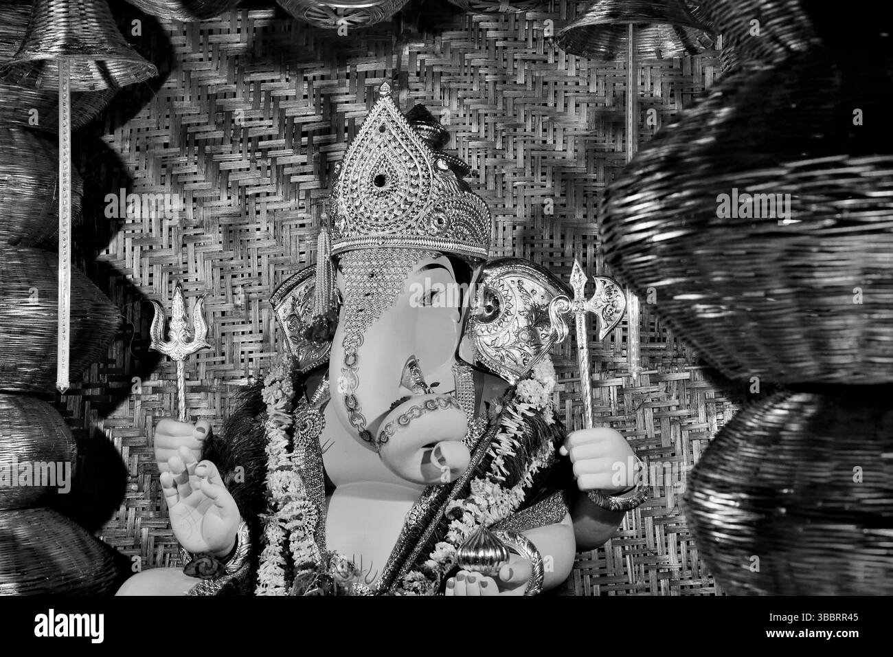 Idol von Lord Ganesha, geklickt während des Ganeshotsav (Ganesh Festival) in Pune, Maharashtra, Indien Stockfoto Idol von Lord Ganesha, geklickt während des Ganeshotsav (Ganesh Festival) in Pune, Maharashtra, Indien Stockfoto