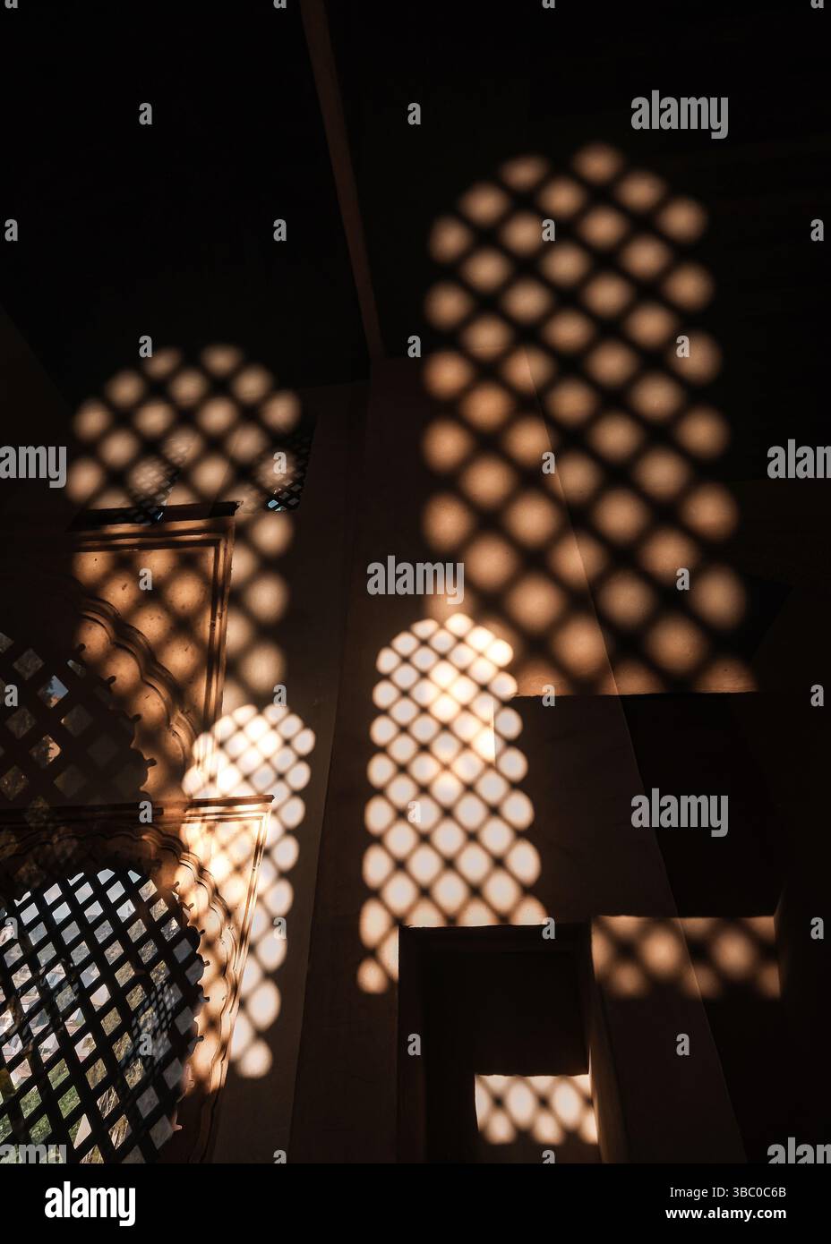 Bögen am Palacio de dar al-Horra, Granada, Spanien Stockfoto