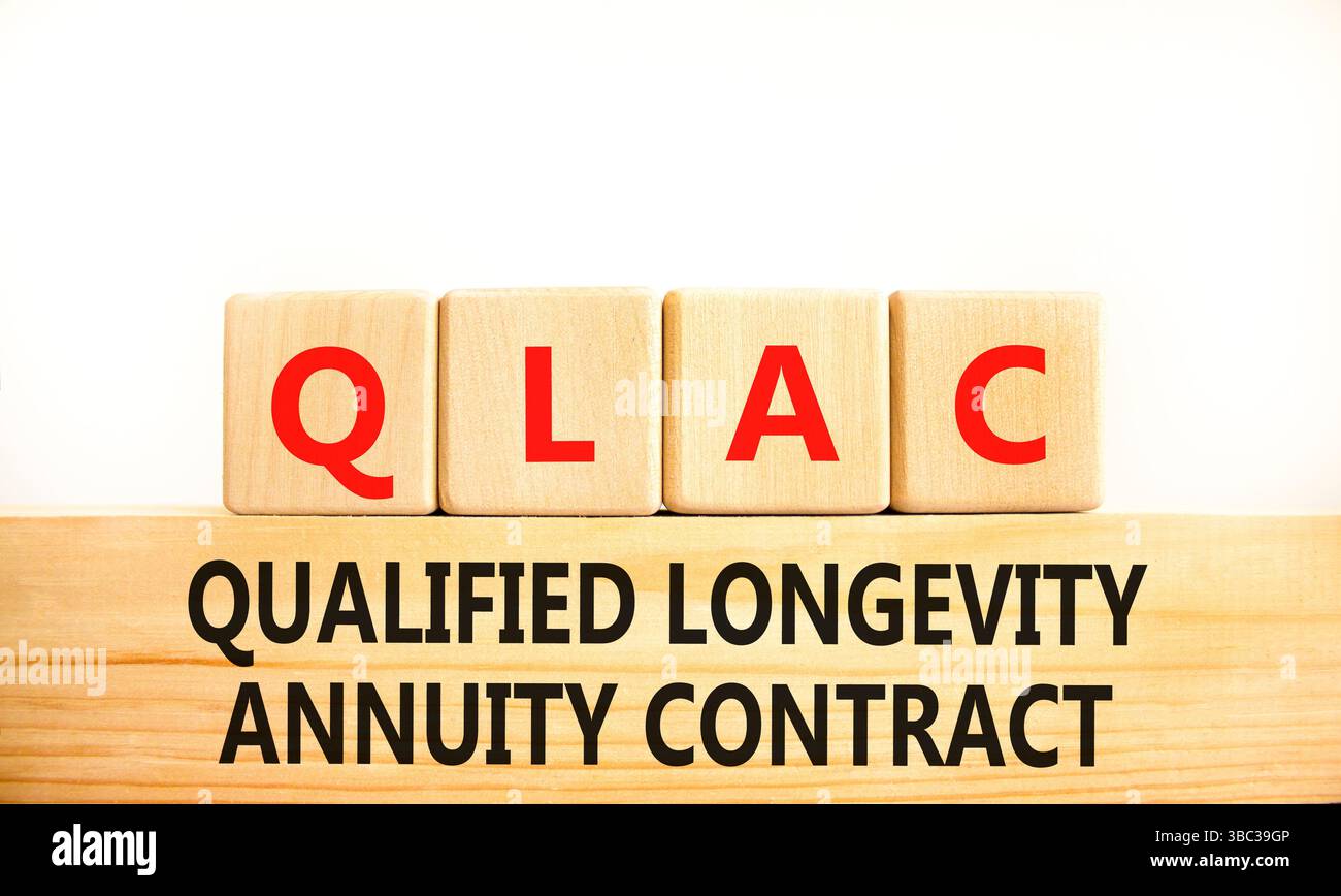 QLAC-Symbol. Concept Word QLAC qualifizierte Langlebigkeitsrenuity Contract auf schönen Holzblöcken. Schöner weißer Hintergrund. Business QLAC qualifiziert Lo Stockfoto QLAC-Symbol. Concept Word QLAC qualifizierte Langlebigkeitsrenuity Contract auf schönen Holzblöcken. Schöner weißer Hintergrund. Business QLAC qualifiziert Lo Stockfoto