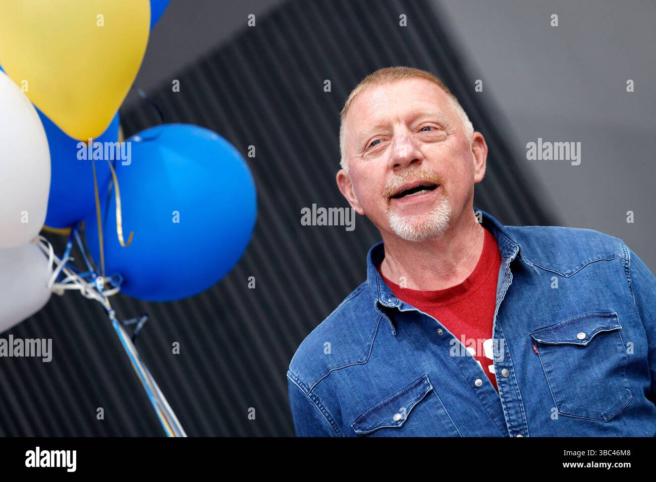 Tennis-Star Boris Becker beim Sport-Talk im Wohnmobilpark Bad Honnef. Bad Honnef, 18.05.2025 NRW Deutschland *** Tennisstar Boris Becker beim Sport Talk im Wohnmobilpark Bad Honnef, 18 05 2025 NRW Deutschland Copyright: XChristophxHardtx Stockfoto
