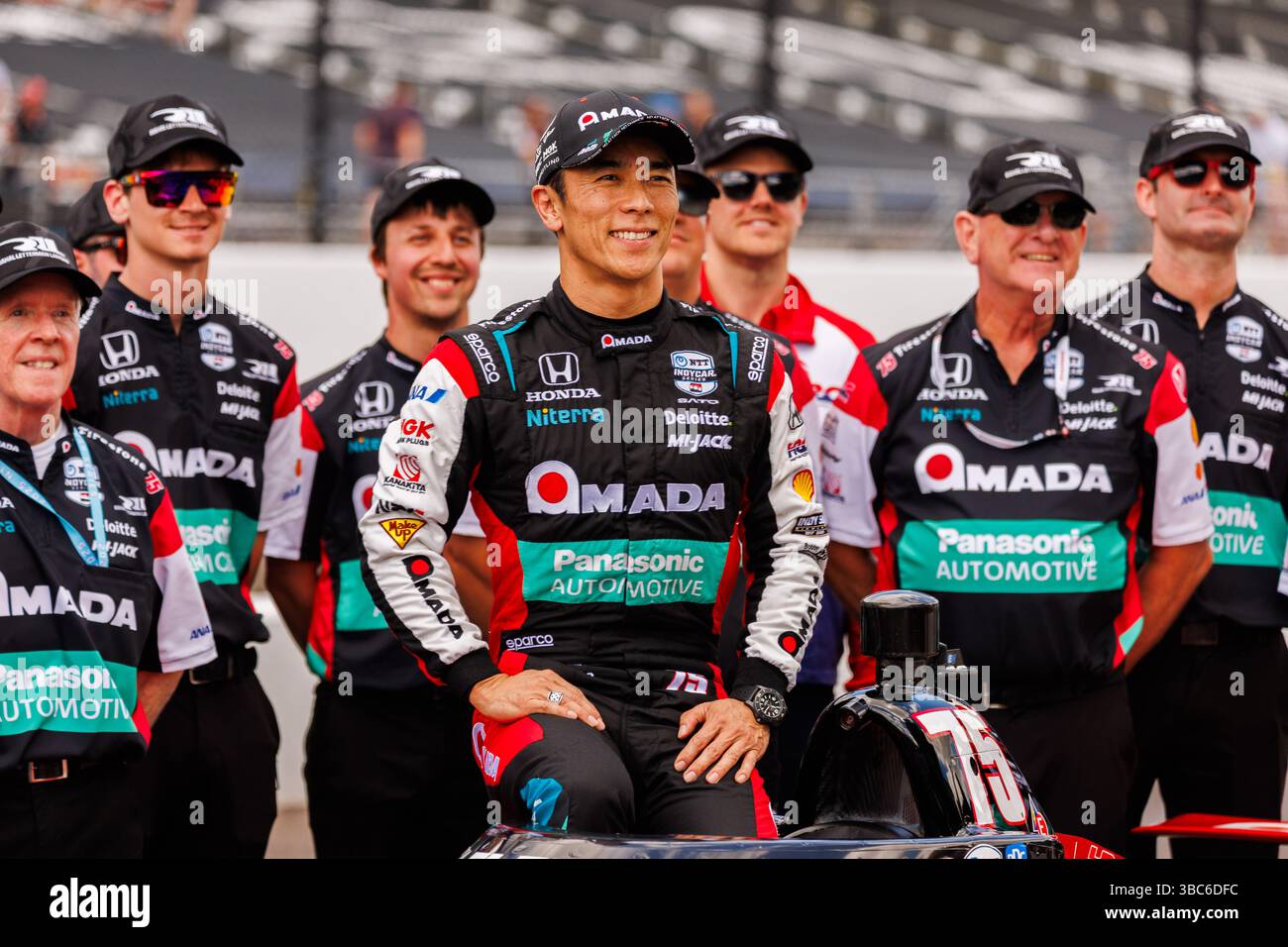 Indianapolis, Usa. Mai 2025. Takuma Sato von Rahal Letterman Lanigan Racing Honda während der Qualifikation für die NTT IndyCar Series 109. Lauf der Indianapolis 500 auf dem Indianapolis Motor Speedway. Quelle: SOPA Images Limited/Alamy Live News Stockfoto