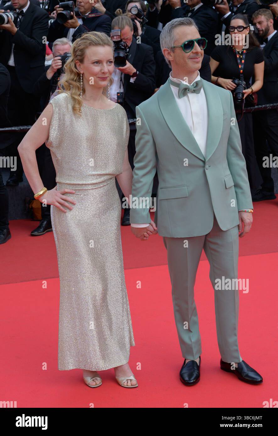CANNES, FRANKREICH. 18. Mai 2025: Jeremy Strong & Emma Wall bei der Premiere für das phönizische Scheme beim 78. Festival de Cannes. Bild: Paul Smith / Featureflash Stockfoto