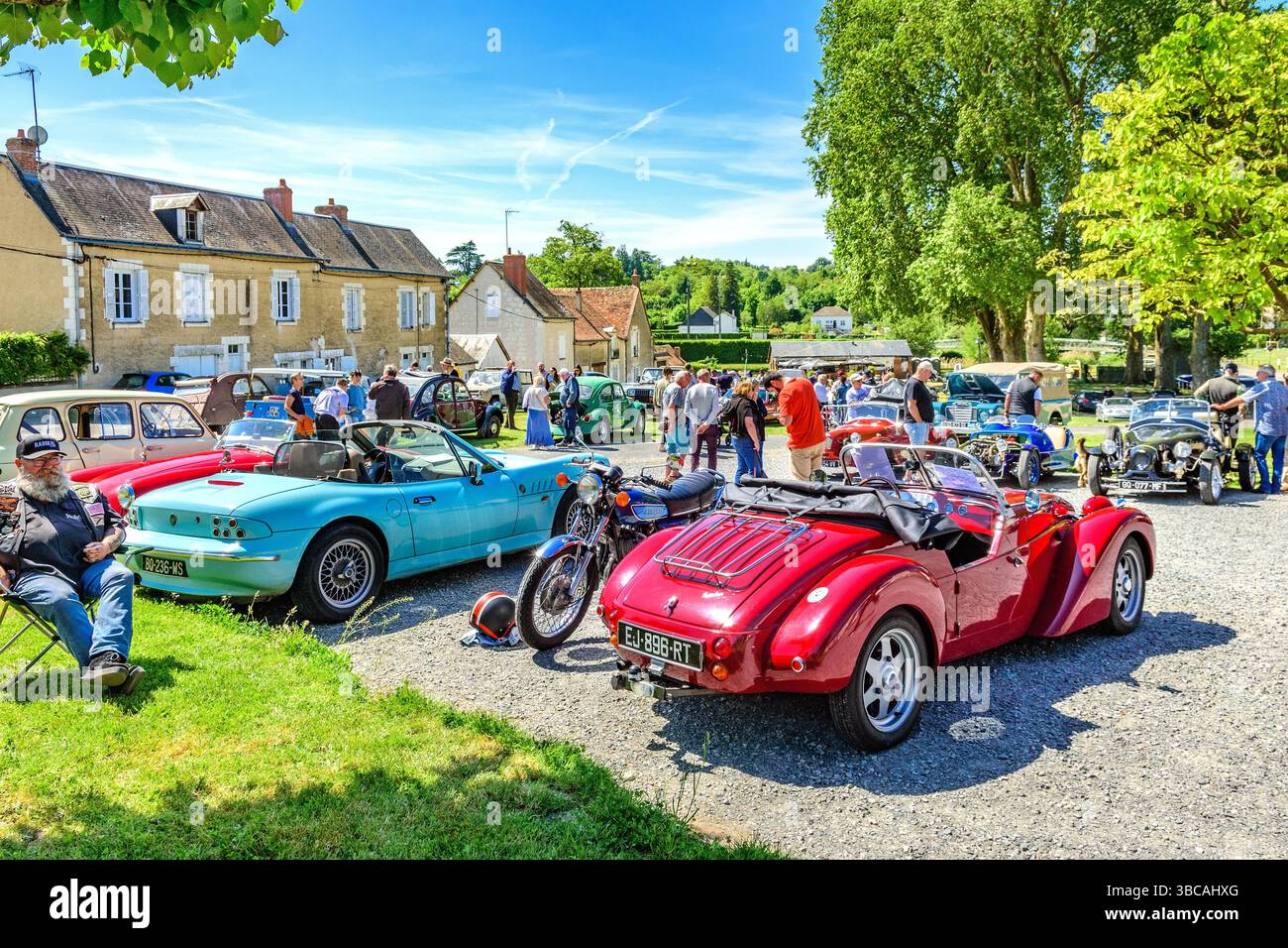 Zweisitziges Cabriolet-Cabrio von Burton, hergestellt in den Niederlanden bei einem Oldtimer-Treffen in Preuilly-sur-Claise, Indre-et-Loire (37), Frankreich. Stockfoto