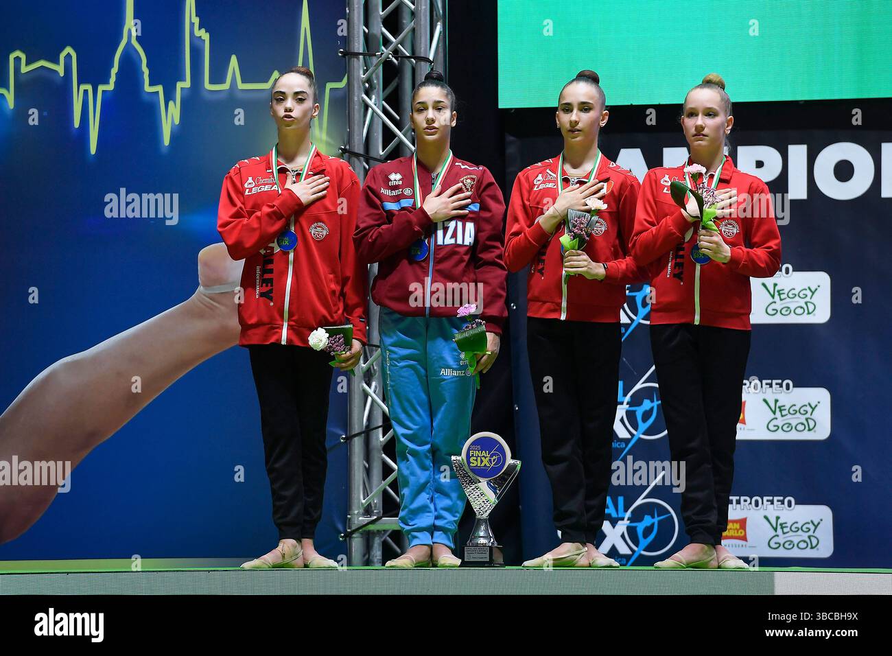 5/17/2025 Italien, Turin 17. Mai 2025 Pala Gianni Asti von Turin Finale sechs der nationalen Rhythmischen Turnen-Meisterschaft Serie A 2025 Ginnastica Fabriano zweiter Platz, (Foto: Tonello Abozzi/Pacific Press/SIPA USA) Stockfoto