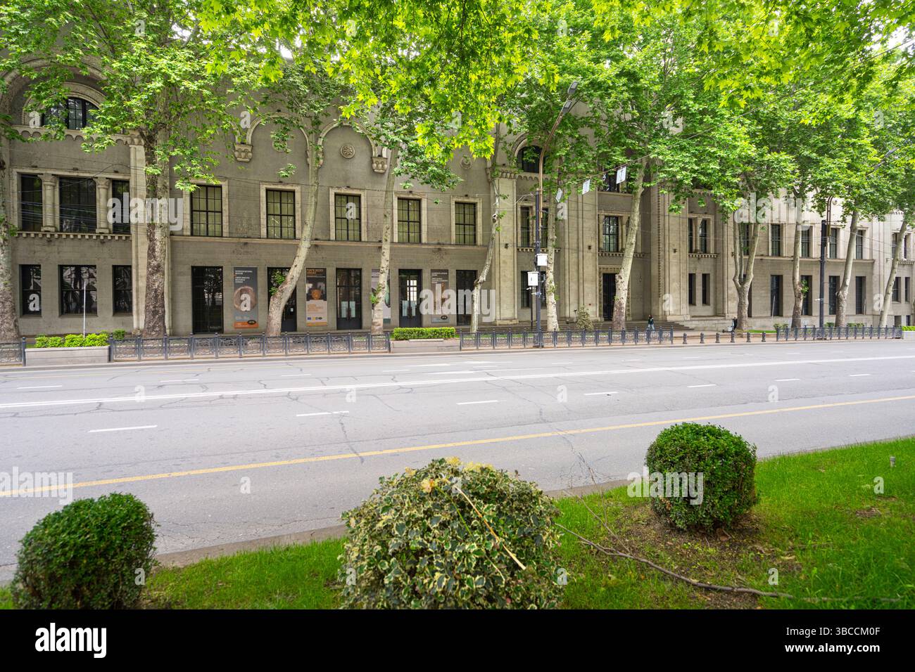 Tiflis, Georgien. Mai 2025. Außenansicht des Georgischen Nationalmuseums im Stadtzentrum Stockfoto