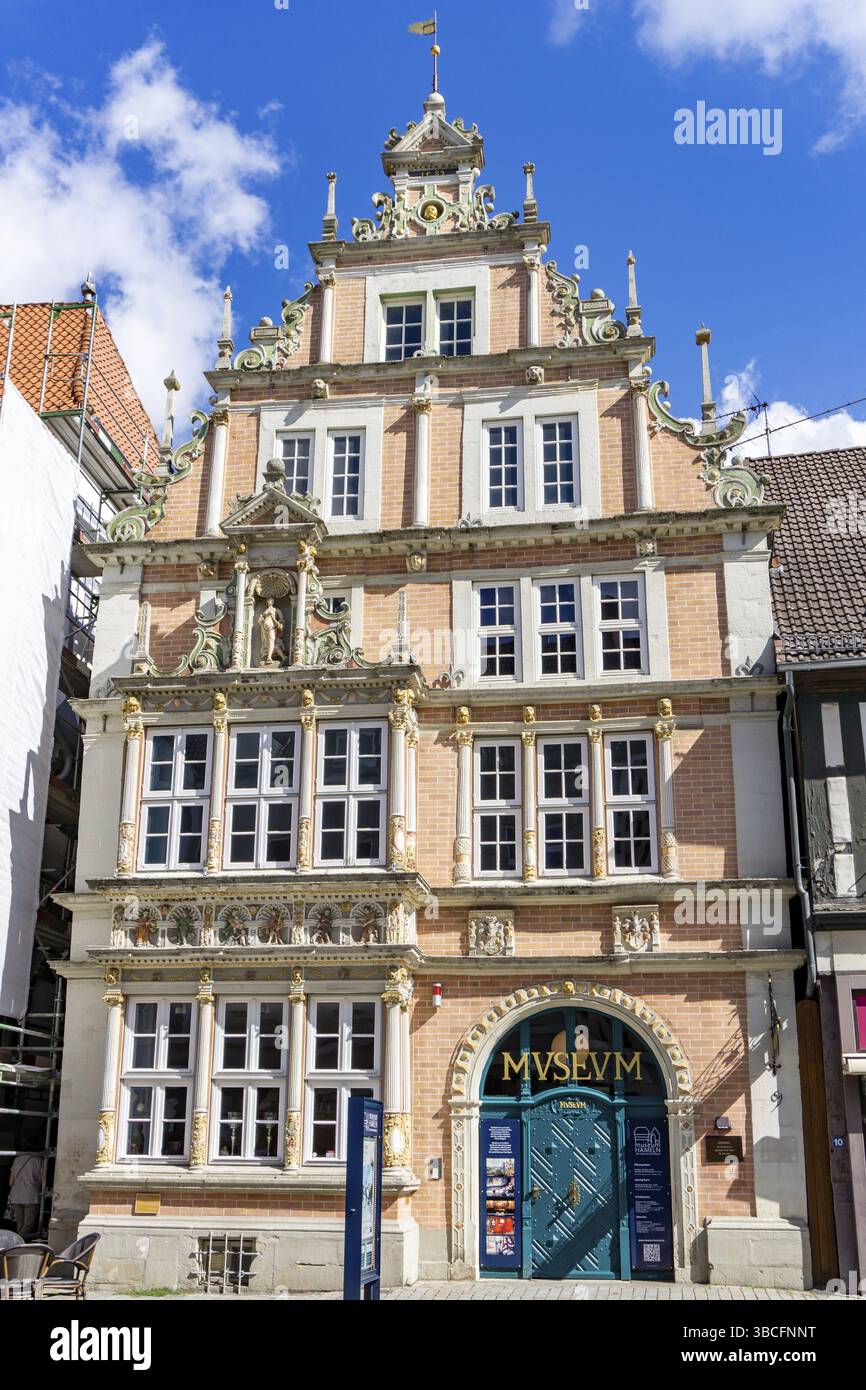 Deutschland - 3. August 2020: Das historische Museum in der Altstadt von Hameln Stockfoto