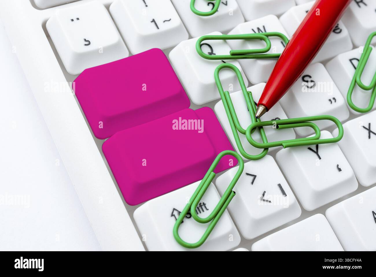 Computer Engineering Konzept, Abstract Reparatur Gebrochene Tastatur Stockfoto