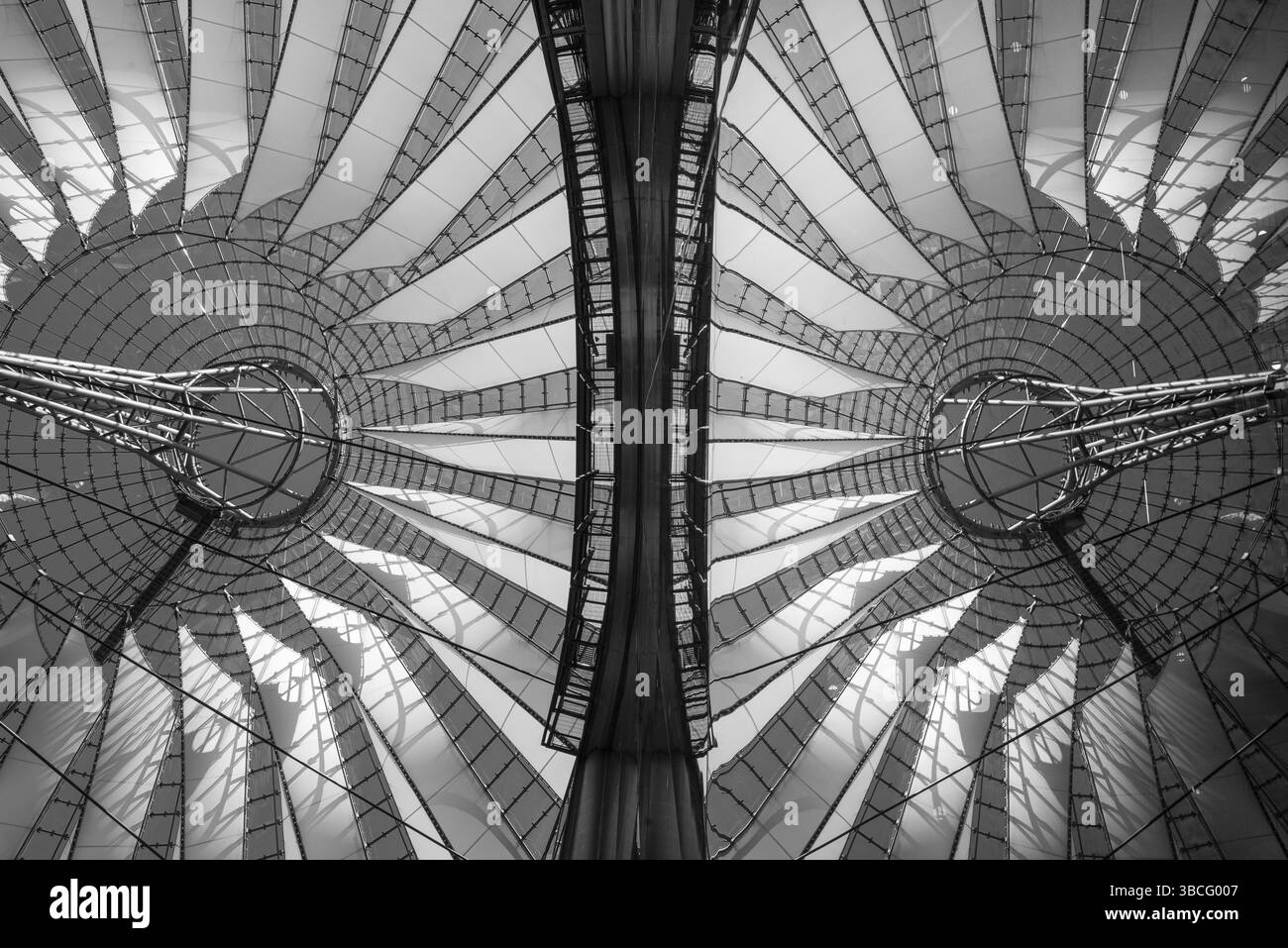 Kegelfrmiges zelt Schwarzwei-Stockfotos und -bilder - Alamy