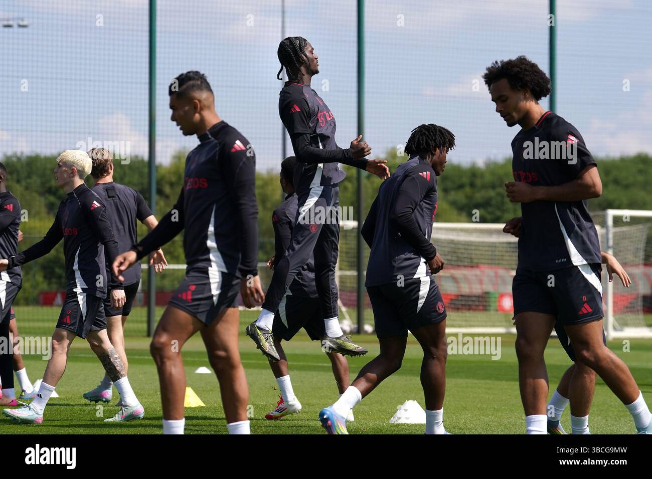 Manchester United Spieler während eines Trainings im Carrington Training Centre, Manchester. Bilddatum: Dienstag, 20. Mai 2025. Stockfoto